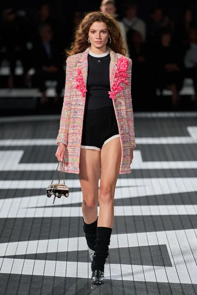 Look 23